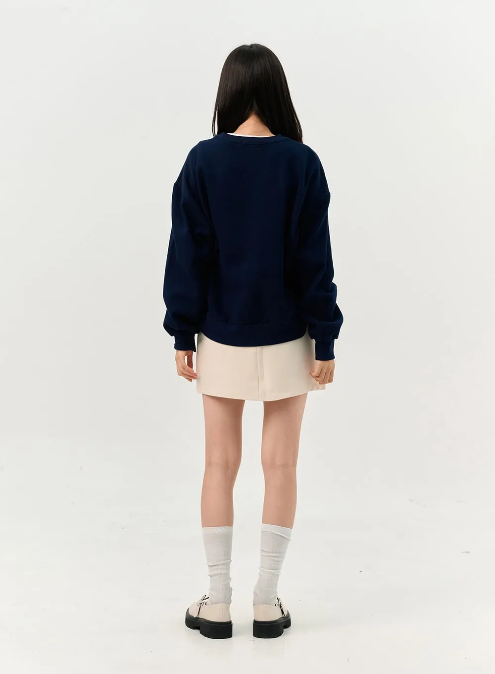 Comfy Graphic Sweatshirt OO331