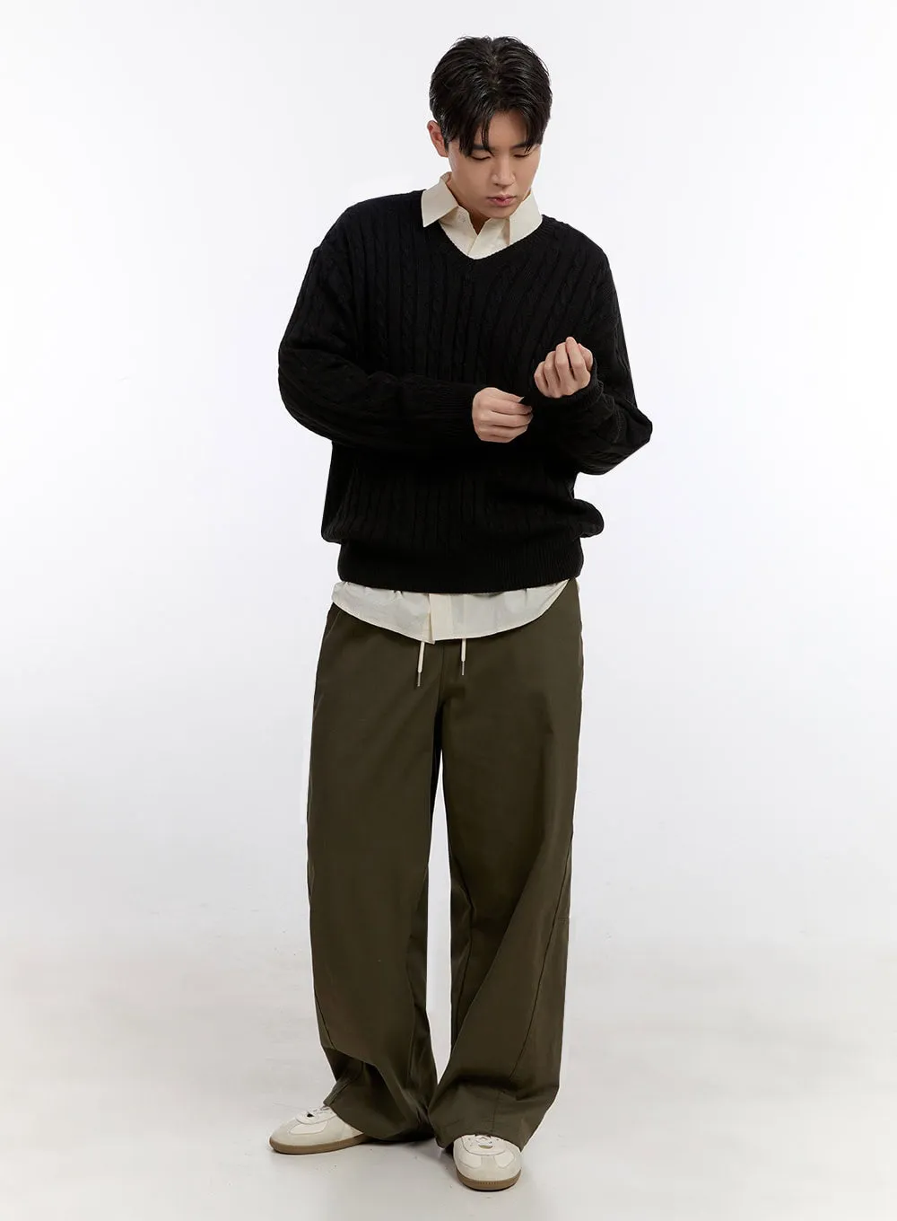 Men's Cable-Knit V-Neck Sweater IF528