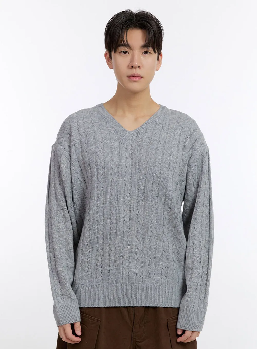 Men's Cable-Knit V-Neck Sweater IF528