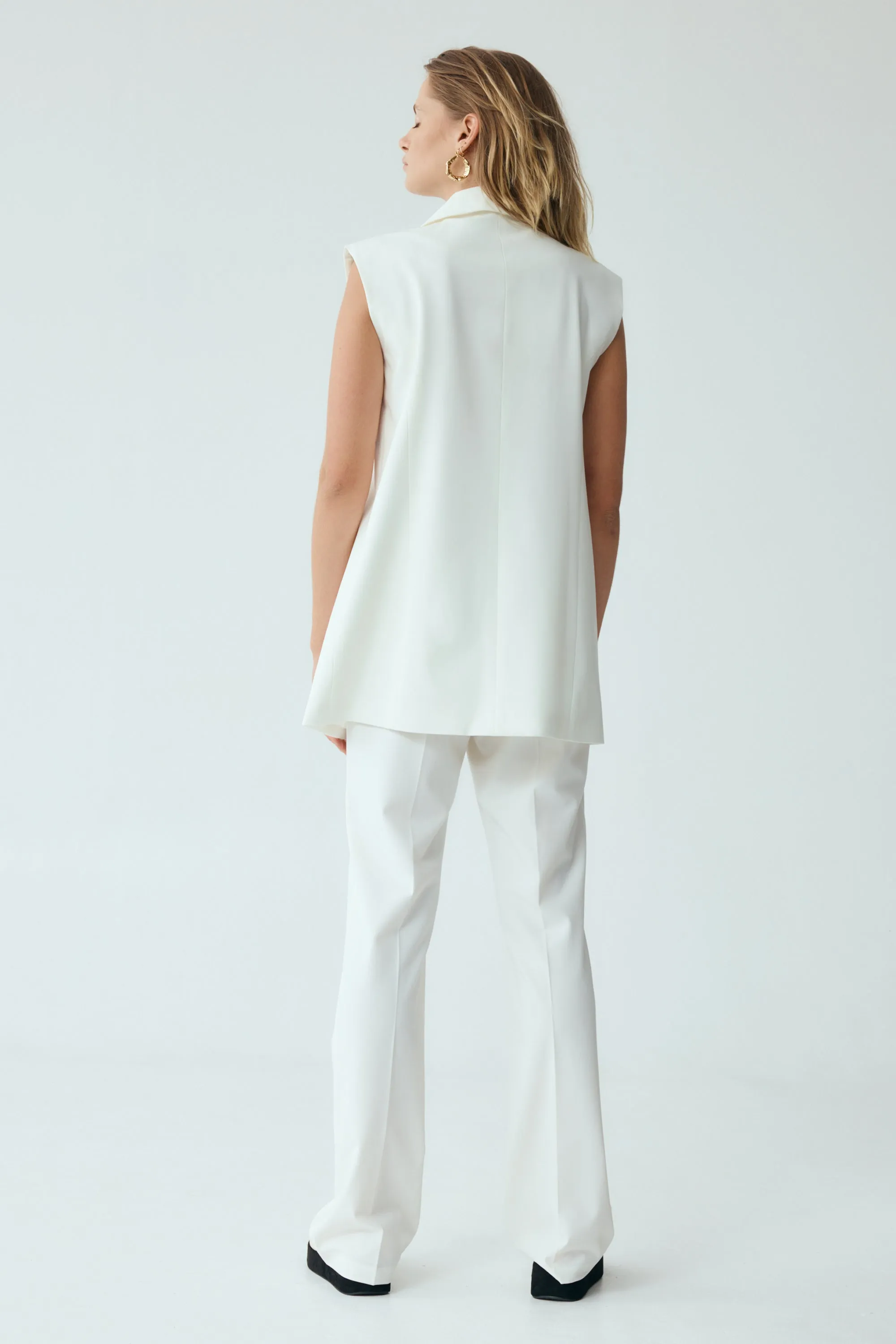 RESET LONGLINE VEST | OFF WHITE