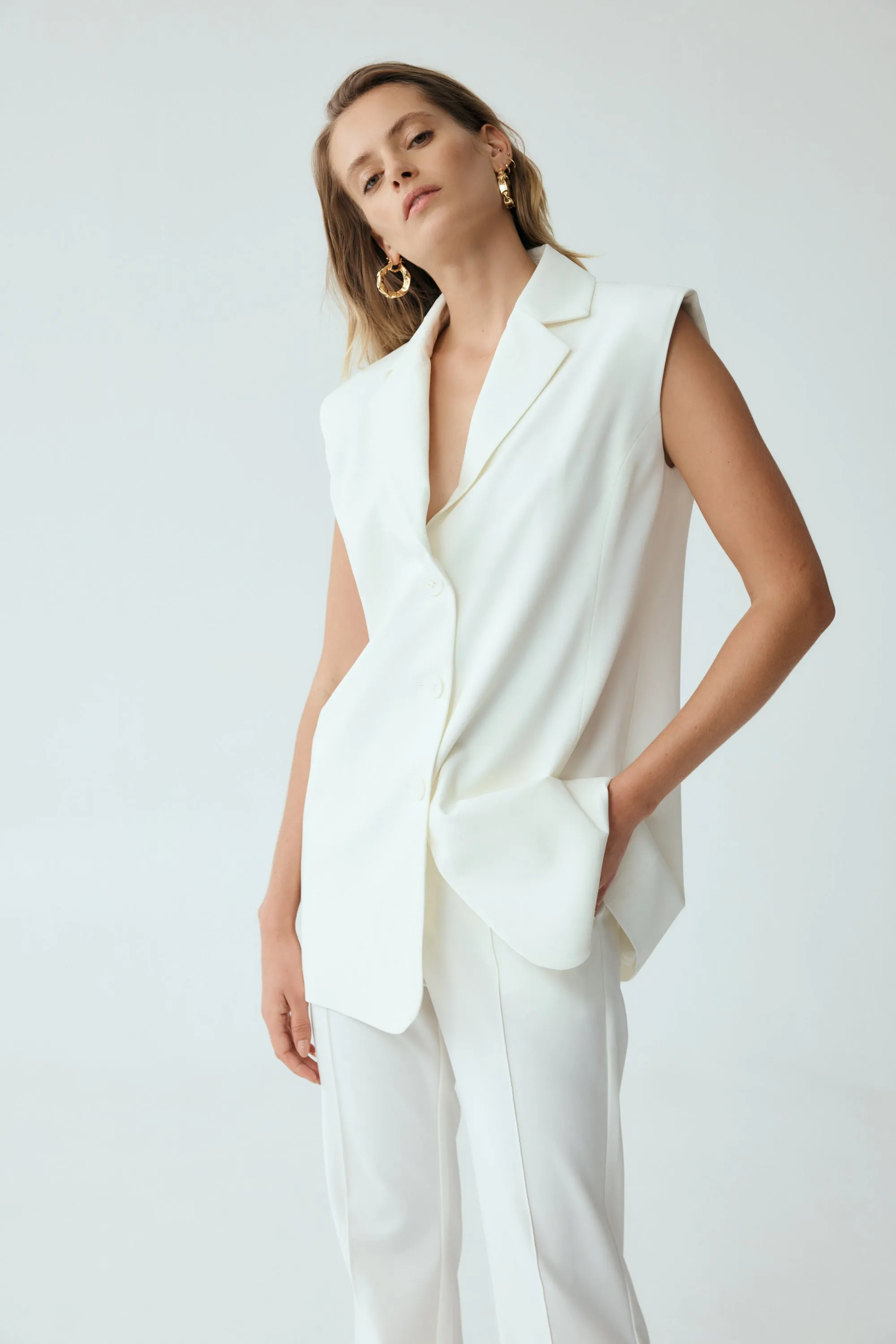 RESET LONGLINE VEST | OFF WHITE