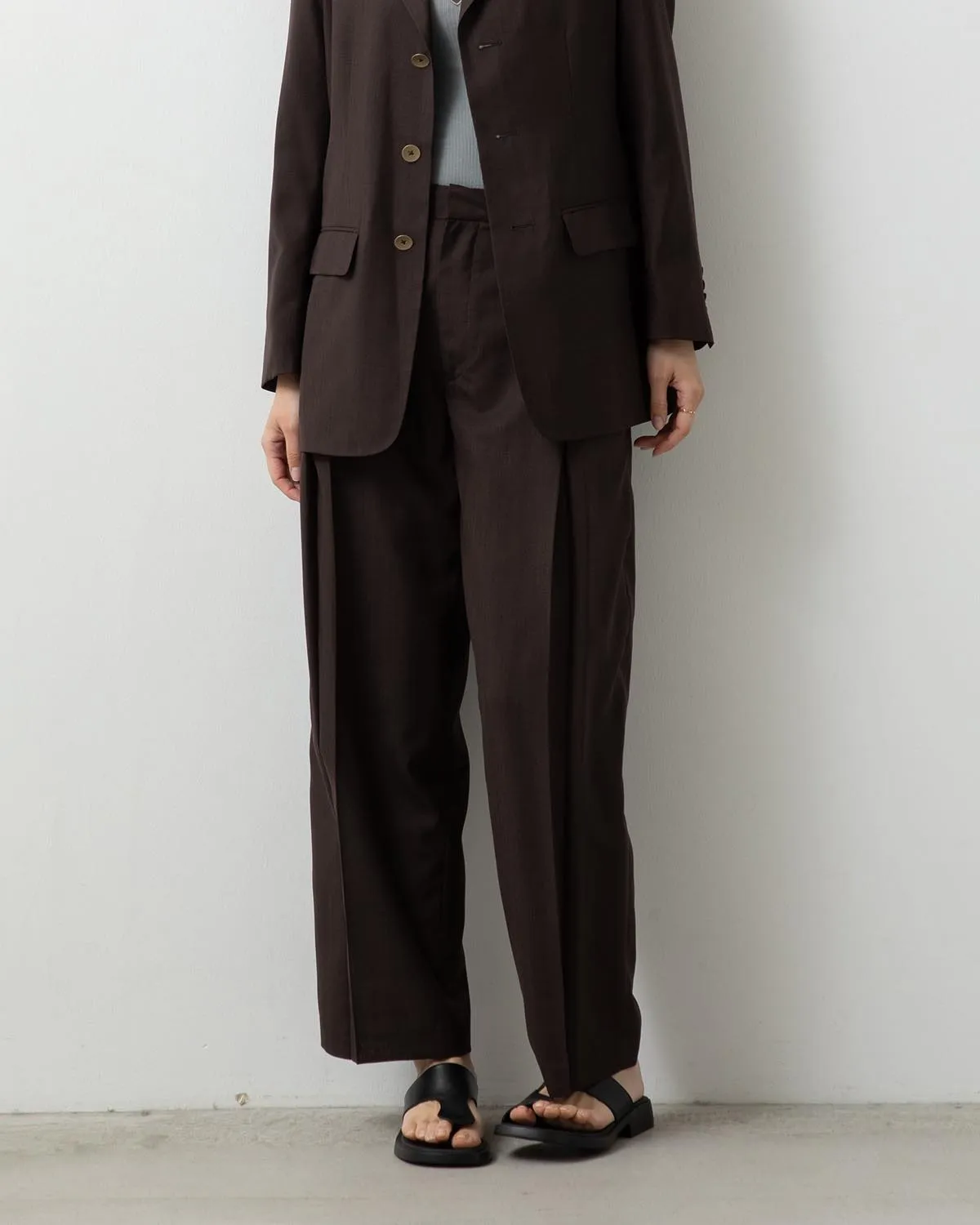 SHEER WOOL PLEATSTUCK SLACKS