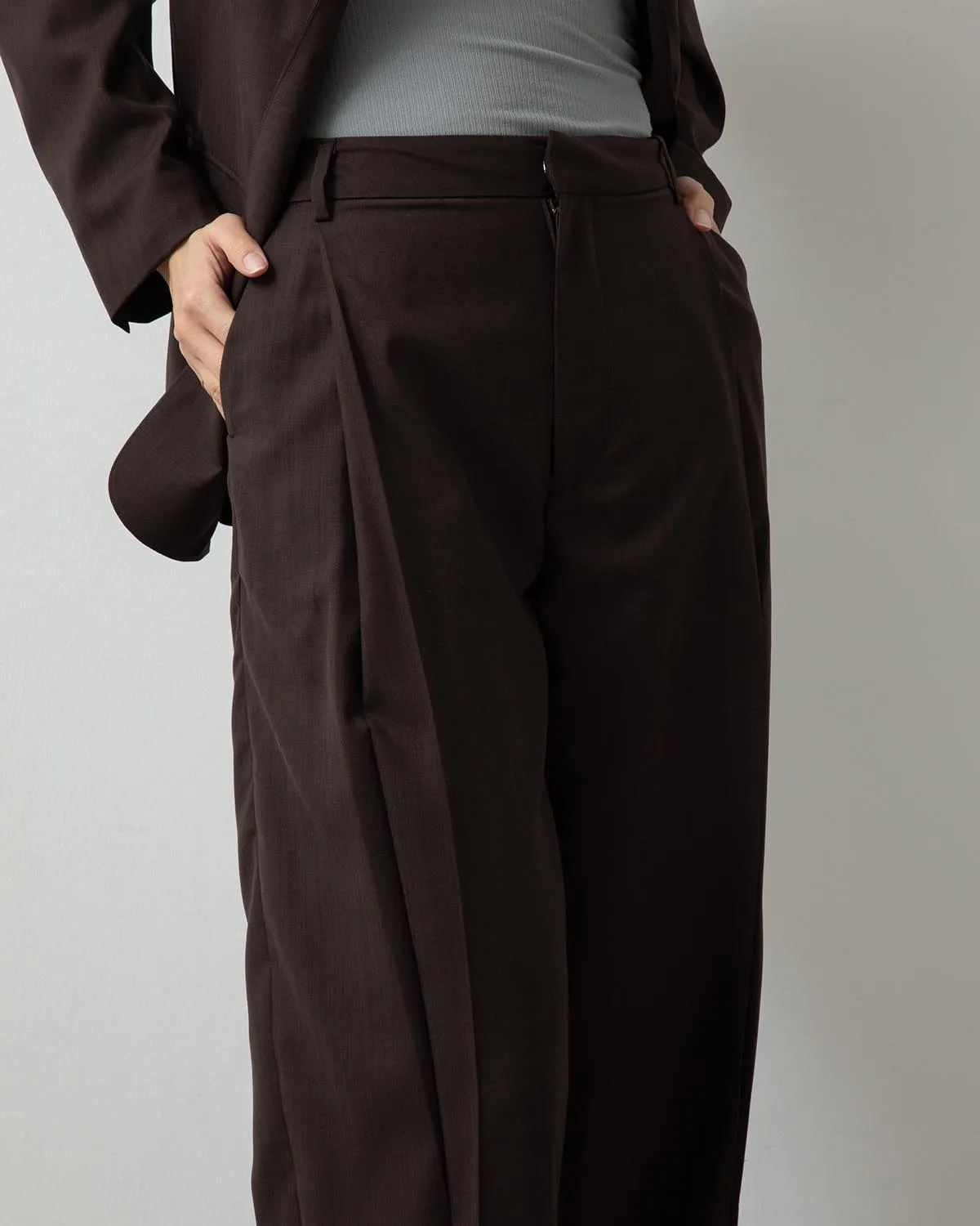 SHEER WOOL PLEATSTUCK SLACKS